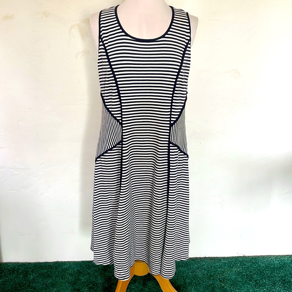Karen Kane Black and White Striped Sleeveless A-Line Knit Dress